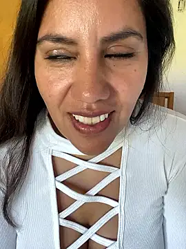 Chat +18 de Samantablair ao vivo