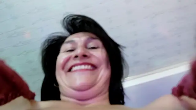 Lola_137's Webcam Show