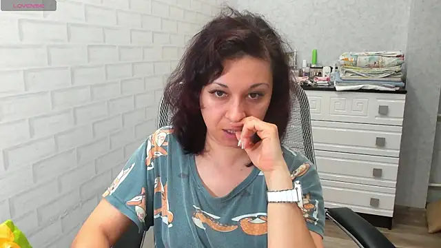 TeasyLana Live XXX-Chat