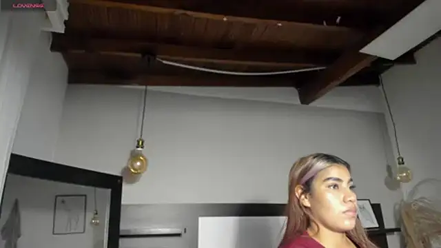 Živý XXX chat ZarahFoxx