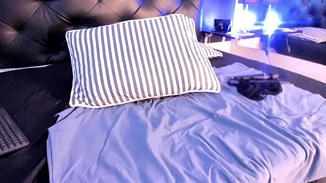 Kymy_marquez Chat XXX in diretta