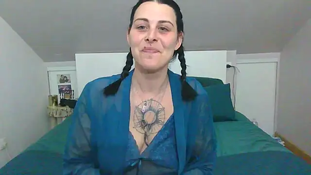 LadyNocturne Live XXX-chat