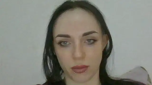 Czat XXX na żywo – Trinsy_Love