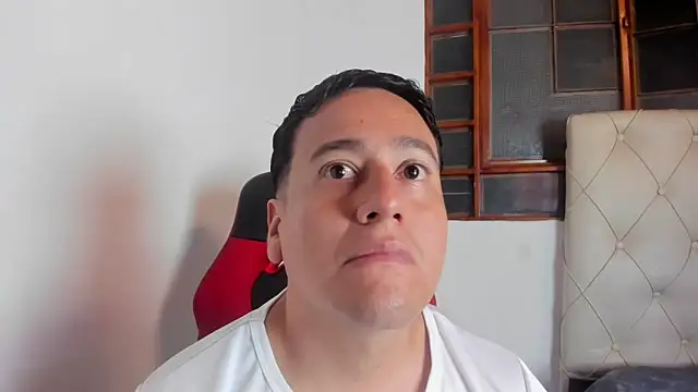 Czat XXX na żywo – oliver_price1