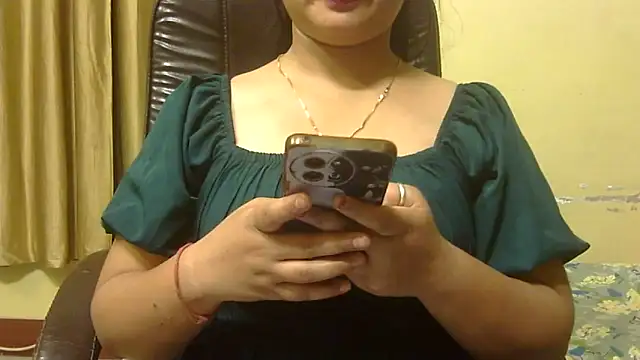 PUCHEJAAN's Live XXX Chat