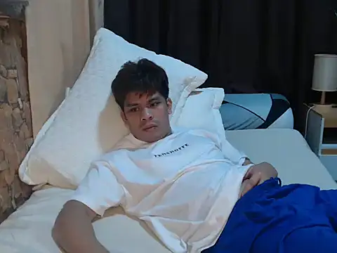 Show Webcam de cumwhat_me