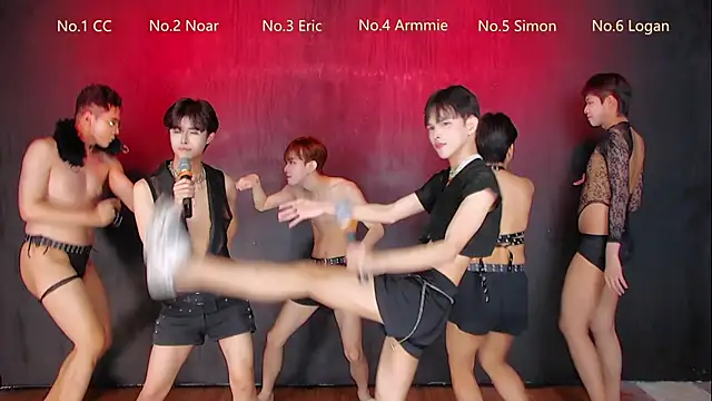 Queen-Vibe Show in webcam