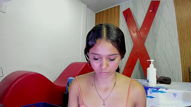 MarianaManzur Chat XXX in diretta