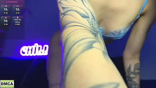 Вебкам-шоу meowluv66