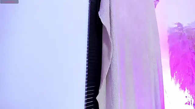 _aithanaa_'s Live XXX Chat