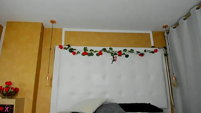 Heidy_milf's Live XXX Chat