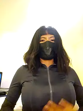 Latin_summer's Live XXX Chat