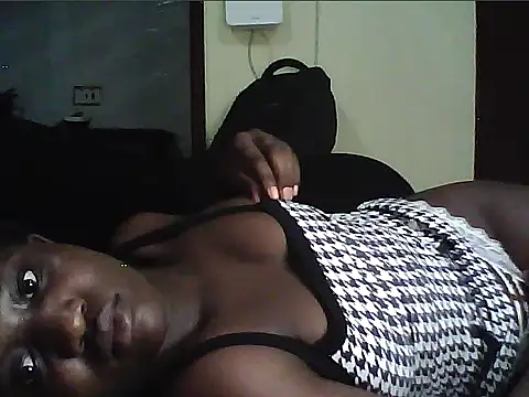 Adaline-Paris: απευθείας συνομιλία ΧΧΧ