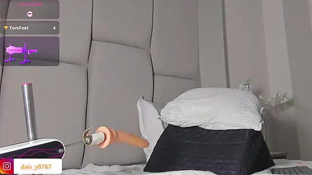 DaisyTaylor__'s Live XXX Chat