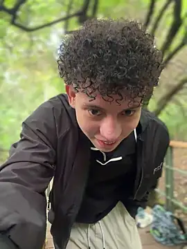 yoursexyjose élő XXX-chatje