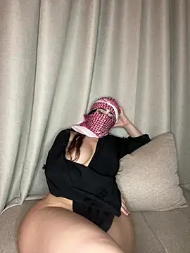 Arab-mimi's Live XXX Chat