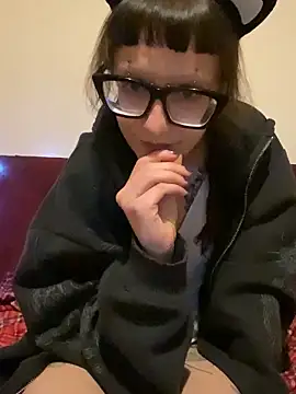 TheBunnyIwas Webcam show