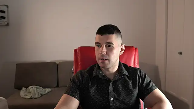 Pokazy przed kamerką – Sand0w