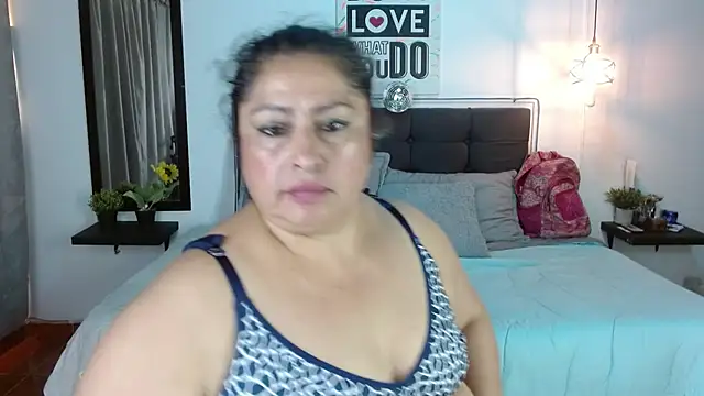 Keyla01_: онлайн-секс-чат