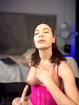 Czat XXX na żywo – SweetieSinXXX