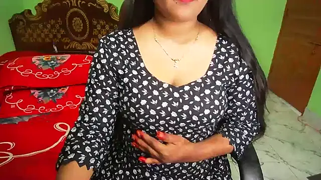 BengaliQueenStar – Naživo XXX chat