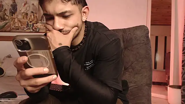 ArturoCardona_'s Live XXX Chat