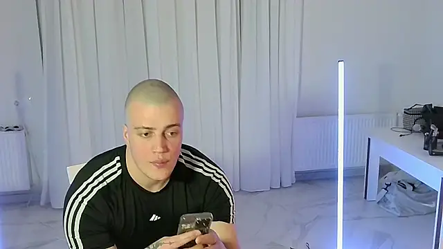 Telenok's Live XXX Chat