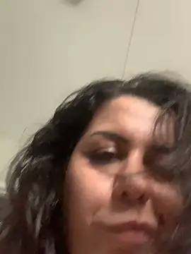 holyeroticss' Live XXX Chat