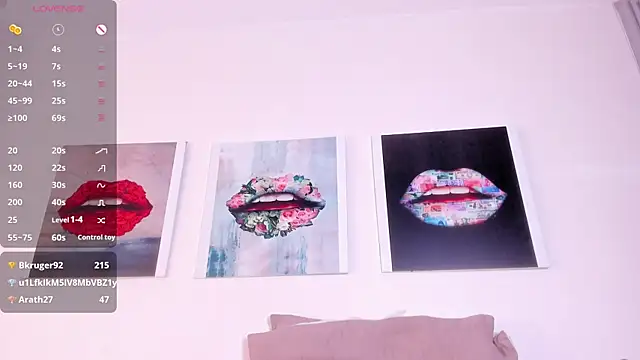 Monika-Ruiz Show in webcam