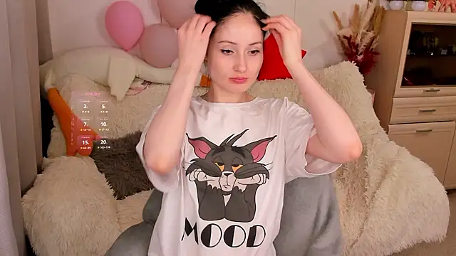 دردشة LisaMooore الجنسية المباشرة