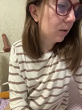 BeatriceTender 即時 XXX 聊天