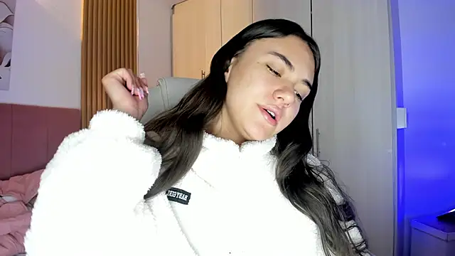 mia_nevaeh 即時 XXX 聊天