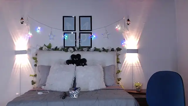 Megan_05_ live XXX chat