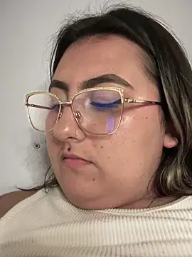 karobaby_ 网络视讯表演