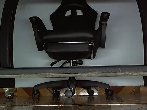 Alphacashmaster777 Webcam-Show