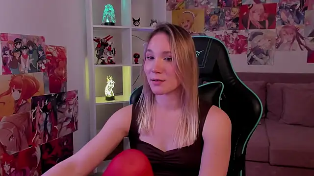 ElaraVoltage: απευθείας συνομιλία ΧΧΧ