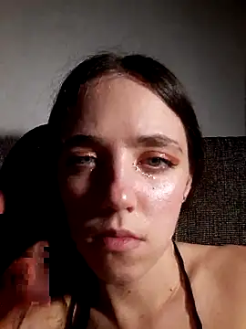 AnnieArtLive 即時 XXX 聊天