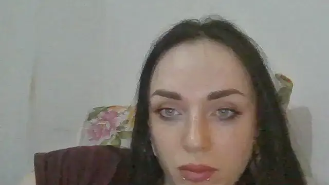 Chatroom XXX en direct de Trinsy_Love