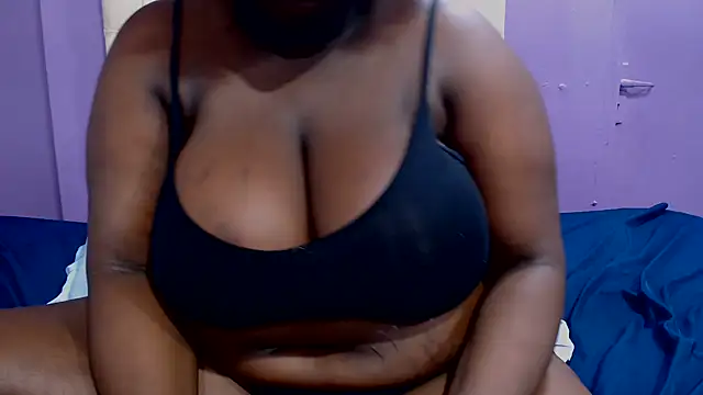 DARKGIANTMELANIN Live XXX-Chat