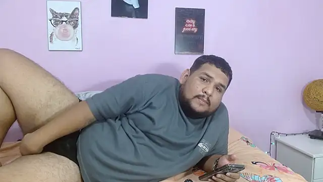 enzzo_rossi Adlı Modelin Web Kamerası Şovu