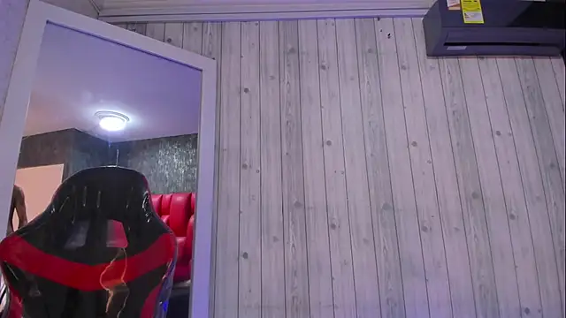 Онлайн чат XXX _erick_j