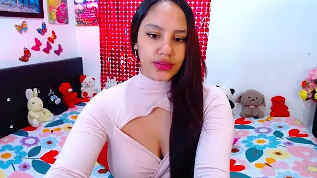 pleasure_and_fantasy Adlı Modelin Canlı XXX Sohbeti