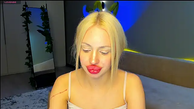 Luna_Beverly's Live XXX Chat