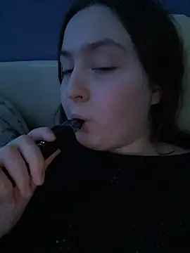 AlphaStream 现场XXX聊天