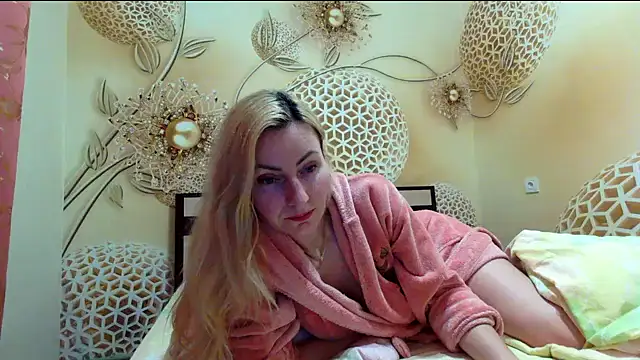 Yourrealgirl 网络视讯表演