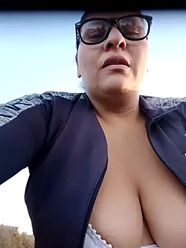 maite3235 Adlı Modelin Canlı XXX Sohbeti