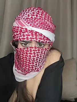 Chatroom XXX en direct de Arab-mimi