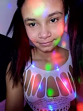 Pokazy przed kamerką – liz7skinny