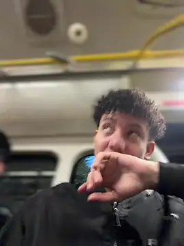 yoursexyjose Show in webcam