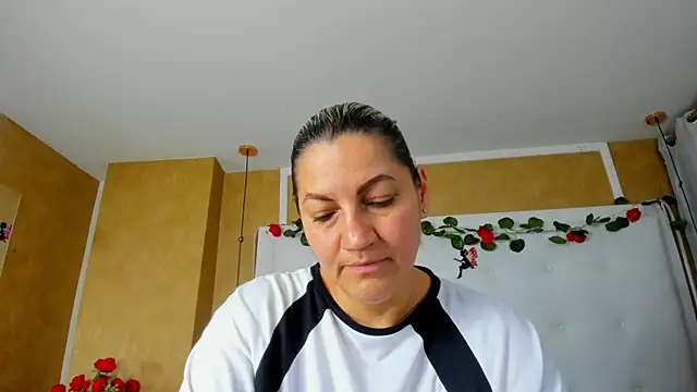 Chat XXX en directo de Heidy_milf